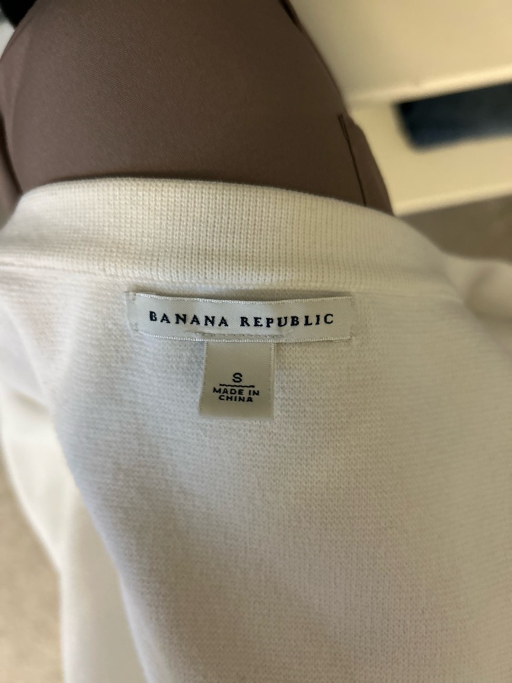 Banana Republic Cream Knit Cardigan - Picture 5 of 10